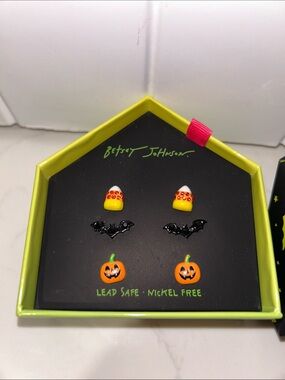 Betsey Johnson Halloween stud earring set sparkling candy corn,black batsNIP/NWT